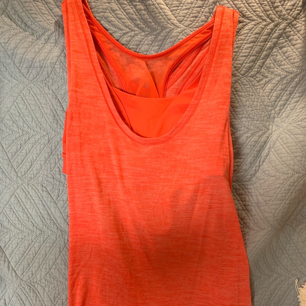 Lululemon tank top & sports bra set, size 6